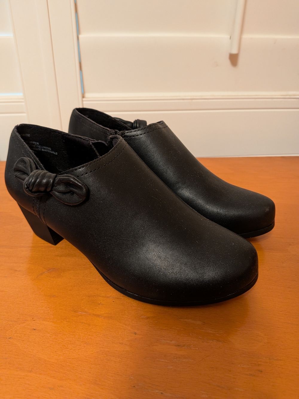 Black Low Heel Slip-On Shoes with Side Knot Accent